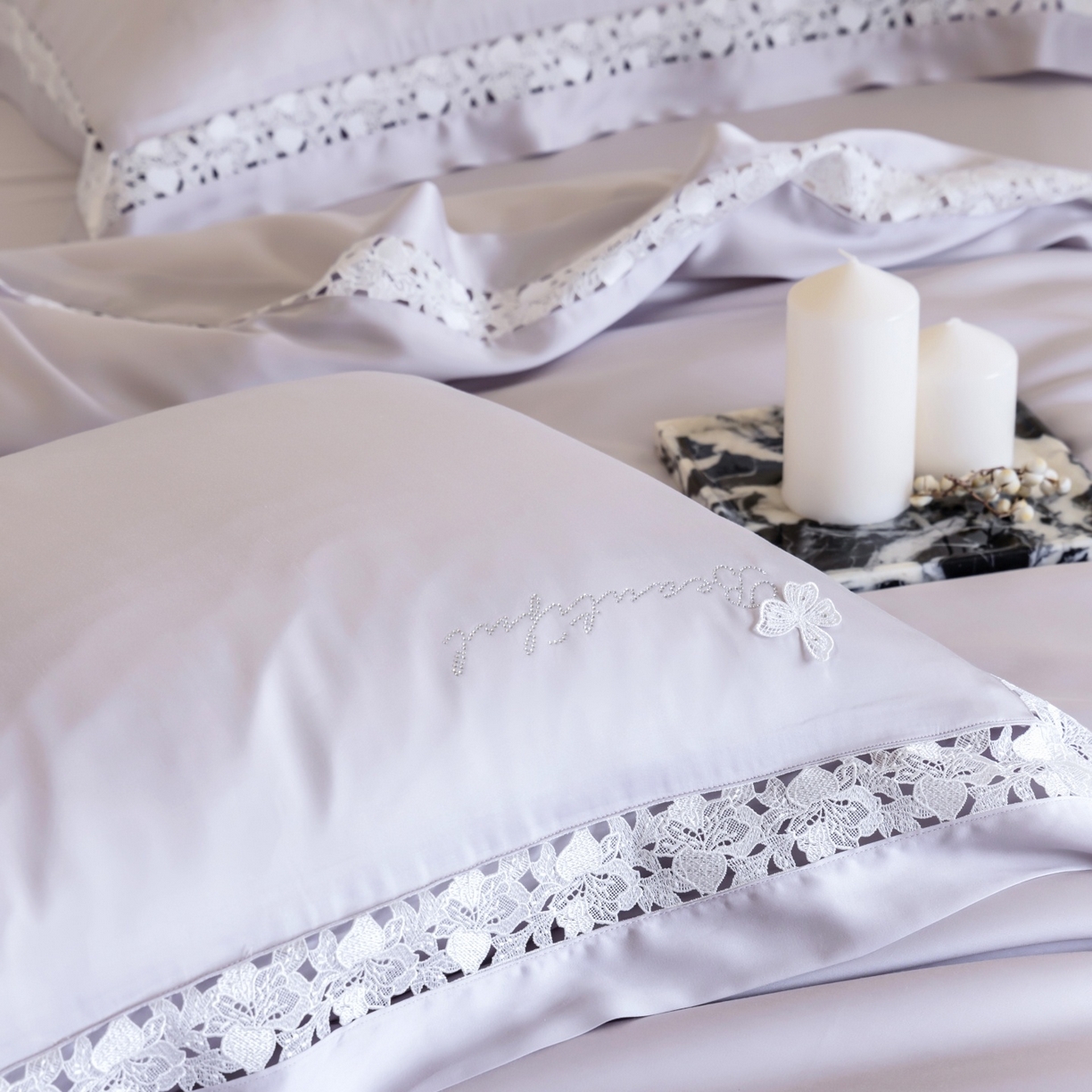 91家纺网 家纺一手货源 找家纺 佳汐蓝家纺 2026新款50S天丝棉镂空水溶蕾丝花边四件套-娜瑞诗系列 娜瑞诗-紫色