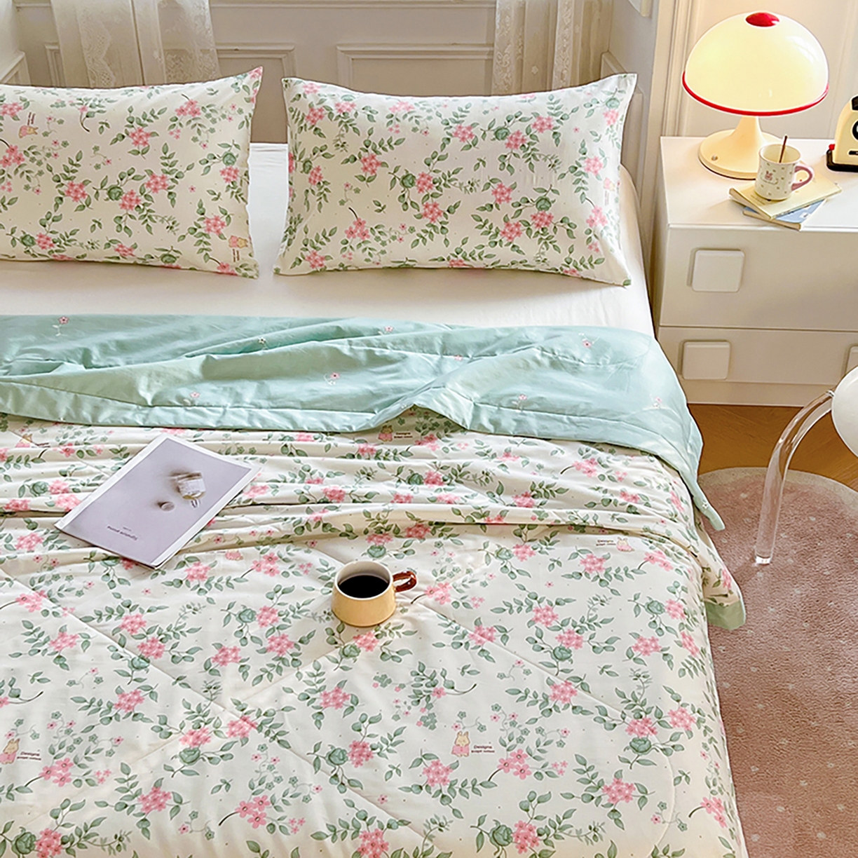 91家纺网 家纺一手货源 找家纺 尊妙被业 2026春夏新款全棉印花夏被空调被夏凉被 叶柔苏夏-米