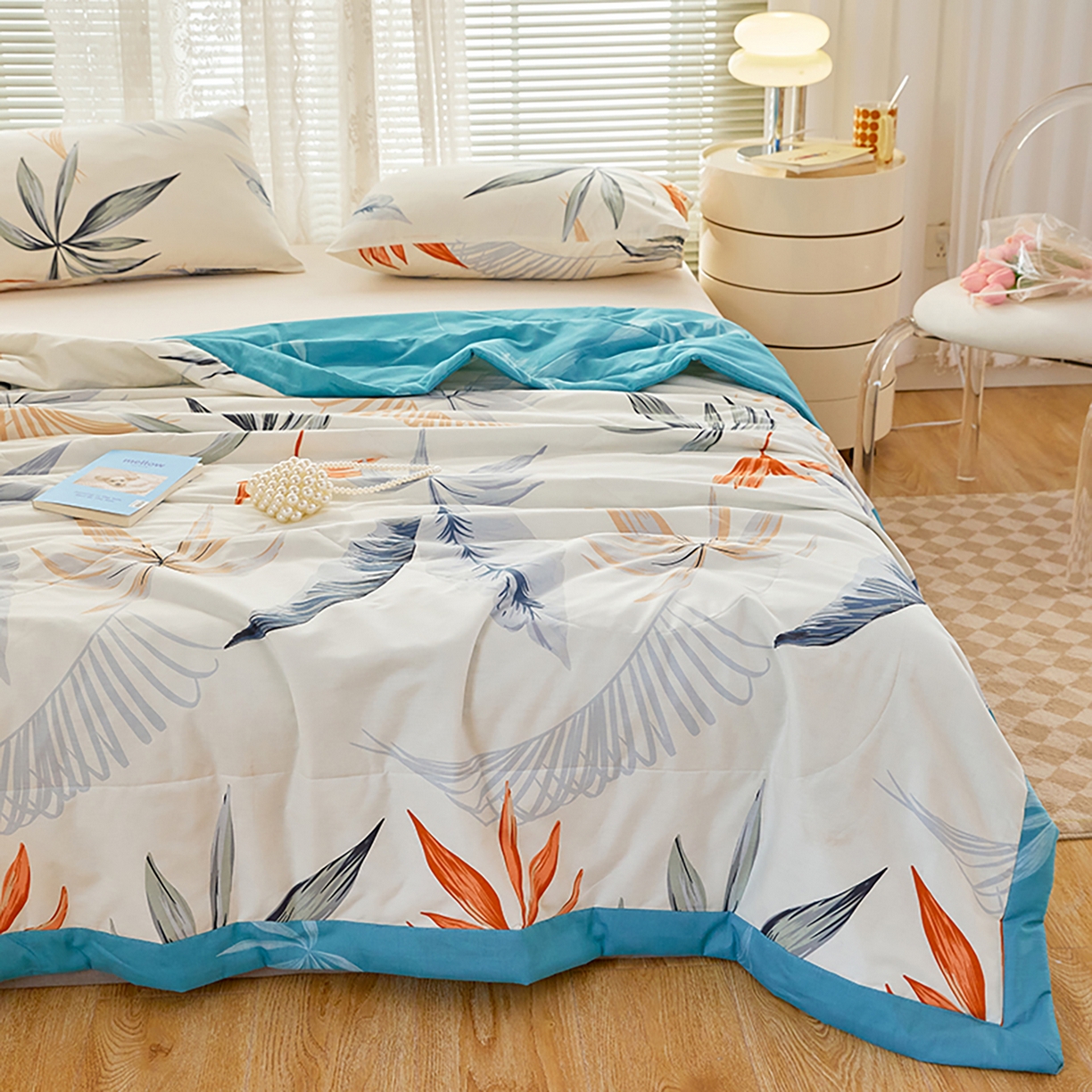 91家纺网 家纺一手货源 找家纺 尊妙被业 2026春夏新款全棉印花夏被空调被夏凉被 爱丽叶影