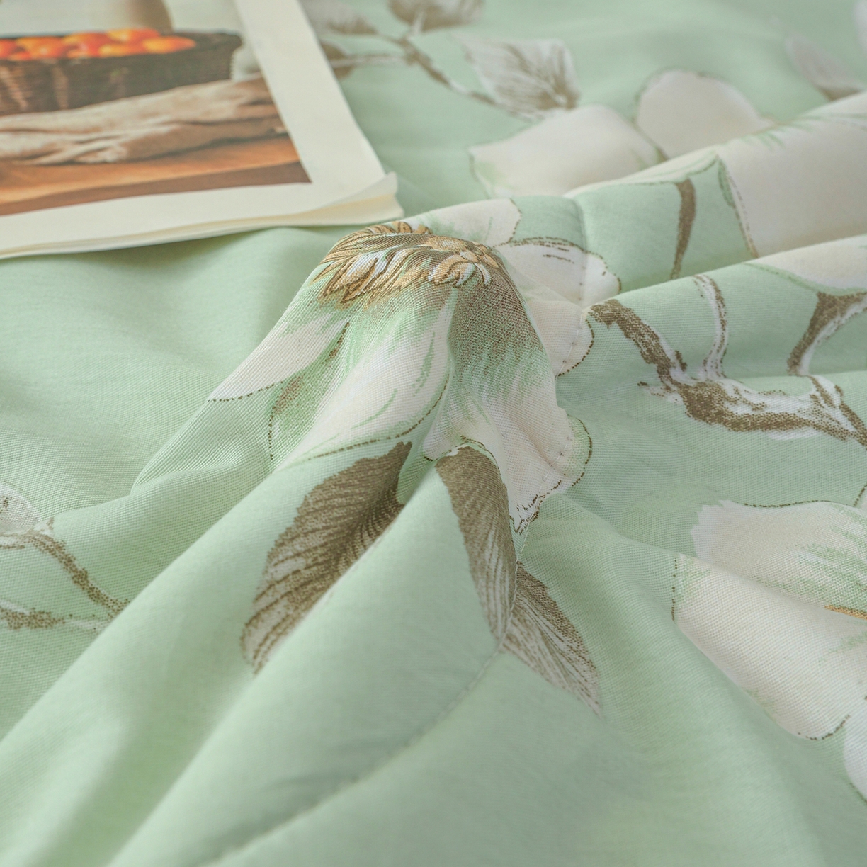 91家纺网 家纺一手货源 找家纺 尊妙被业 2026春夏新款全棉印花夏被空调被夏凉被 茉清浅 绿