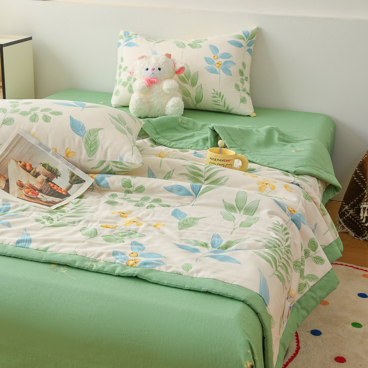 91家纺网 家纺一手货源 找家纺 尊妙被业 2026春夏新款全棉印花夏被空调被夏凉被 淡花香梦