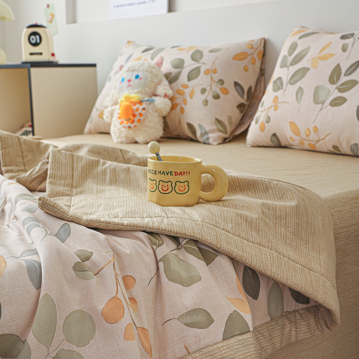 91家纺网 家纺一手货源 找家纺 尊妙被业 2026春夏新款全棉印花夏被空调被夏凉被 飘林