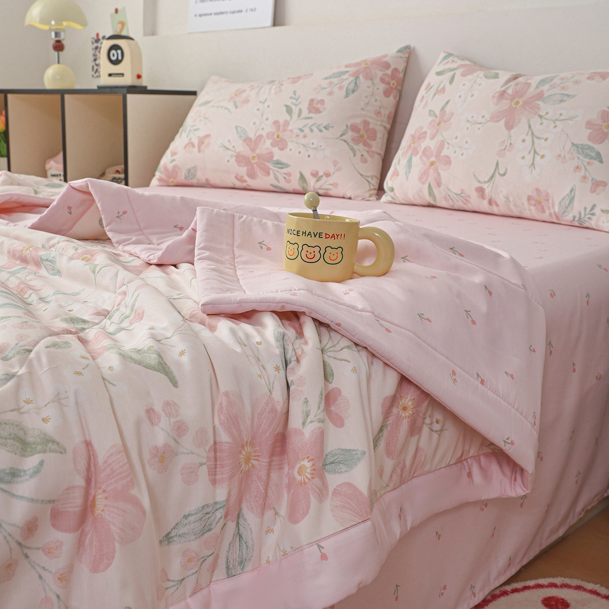 91家纺网 家纺一手货源 找家纺 尊妙被业 2026春夏新款全棉印花夏被空调被夏凉被 莫奈花园-粉