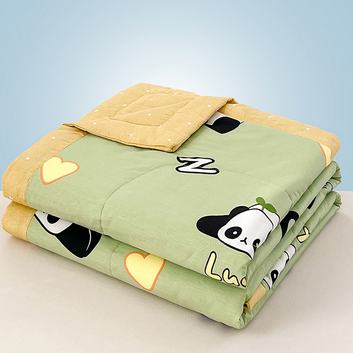 91家纺网 家纺一手货源 找家纺 尊妙被业 2026春夏新款全棉印花夏被空调被夏凉被 熊猫宝贝