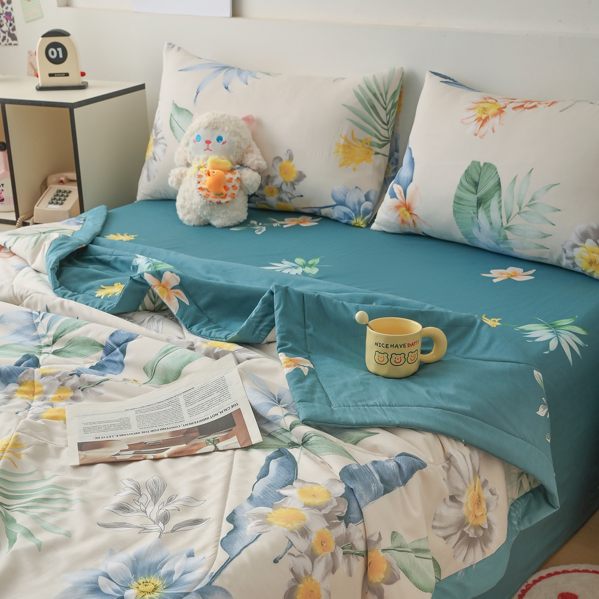 91家纺网 家纺一手货源 找家纺 尊妙被业 2026春夏新款全棉印花夏被空调被夏凉被 千叶花语