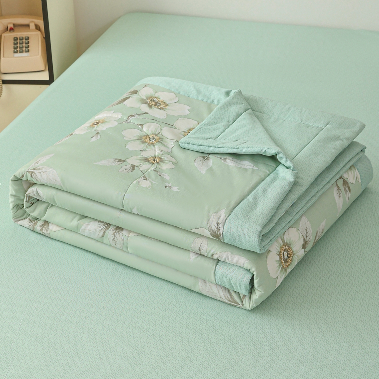 91家纺网 家纺一手货源 找家纺 尊妙被业 2026春夏新款全棉印花夏被空调被夏凉被 茉清浅 绿