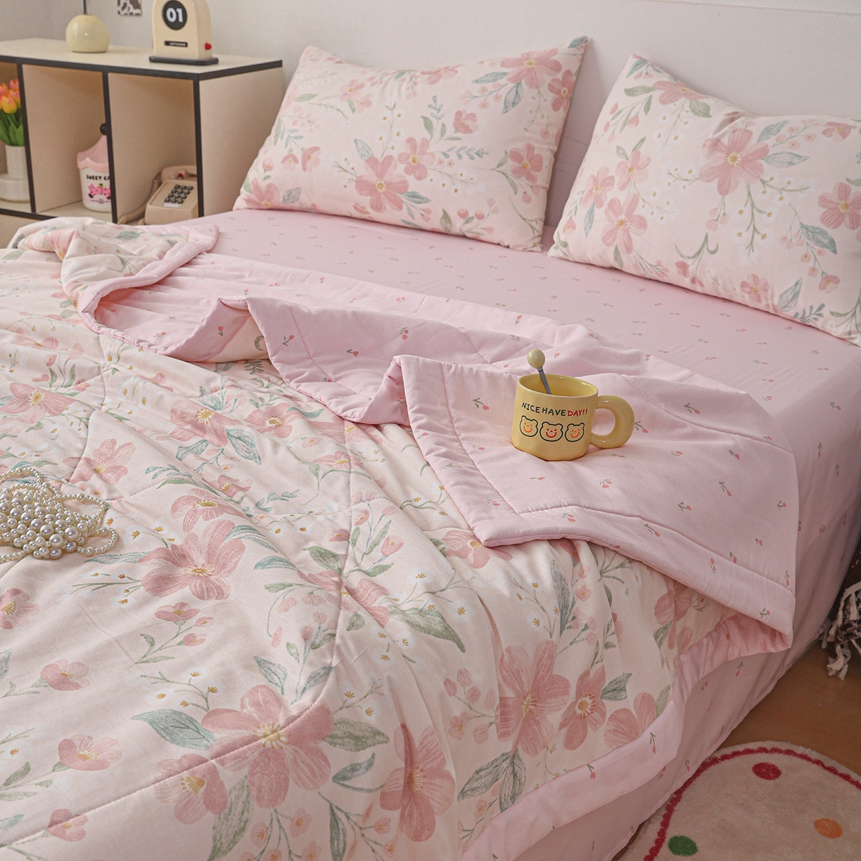 91家纺网 家纺一手货源 找家纺 尊妙被业 2026春夏新款全棉印花夏被空调被夏凉被 莫奈花园-粉