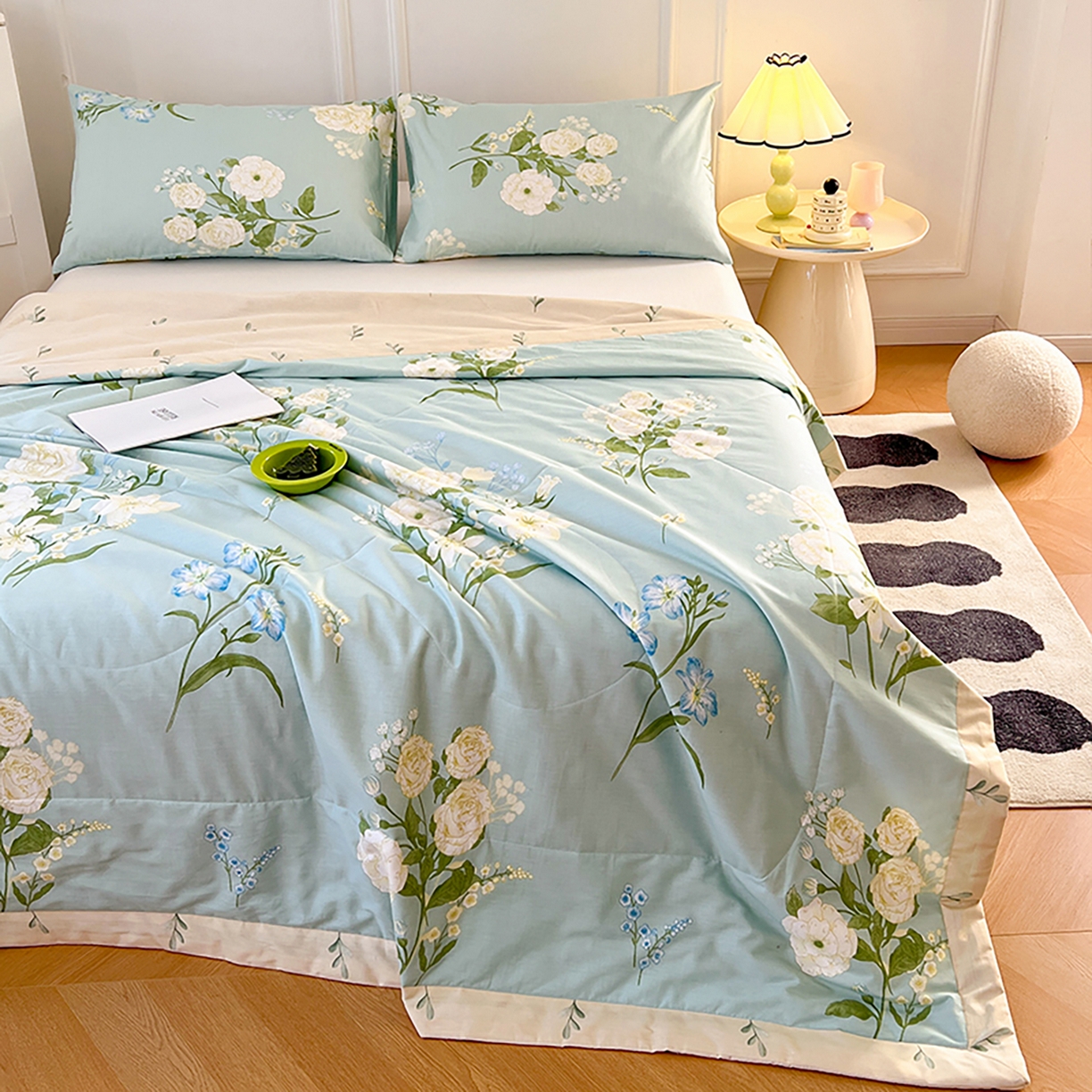 91家纺网 家纺一手货源 找家纺 尊妙被业 2026春夏新款全棉印花夏被空调被夏凉被 含苞初放-绿