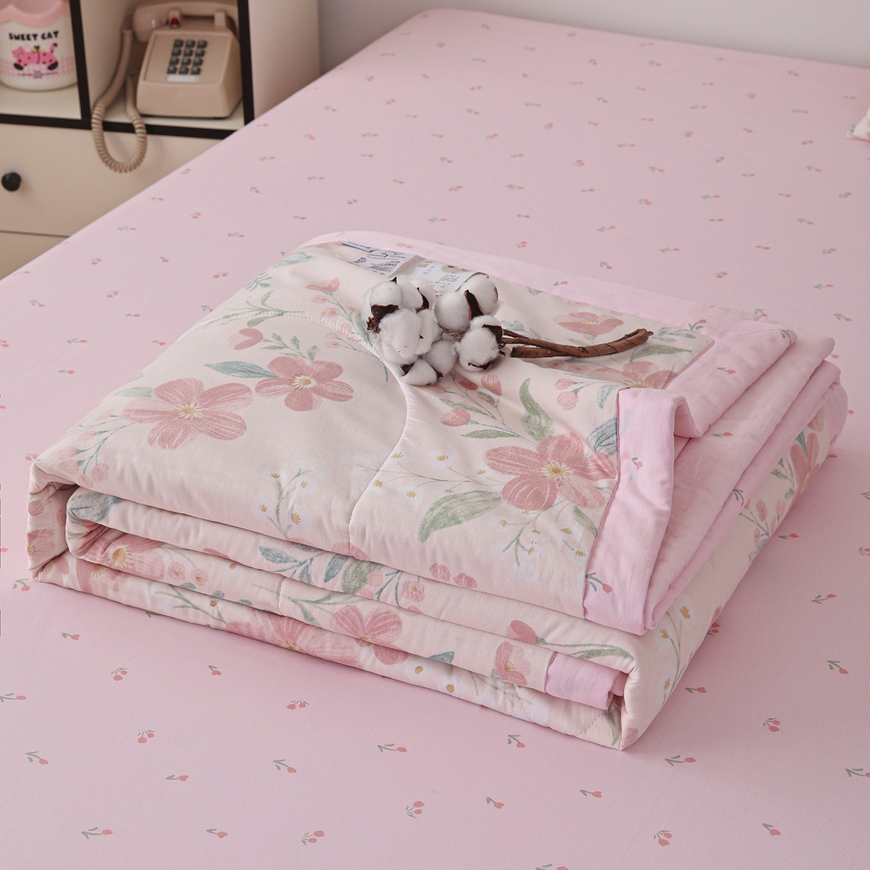 91家纺网 家纺一手货源 找家纺 尊妙被业 2026春夏新款全棉印花夏被空调被夏凉被 莫奈花园-粉