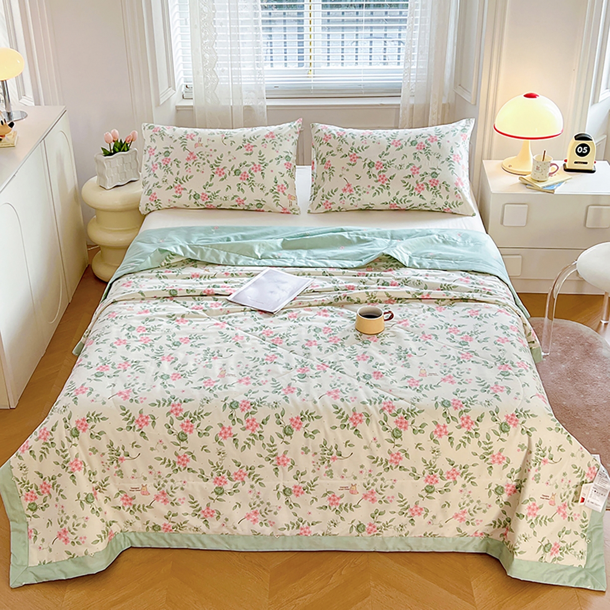 91家纺网 家纺一手货源 找家纺 尊妙被业 2026春夏新款全棉印花夏被空调被夏凉被 叶柔苏夏-米