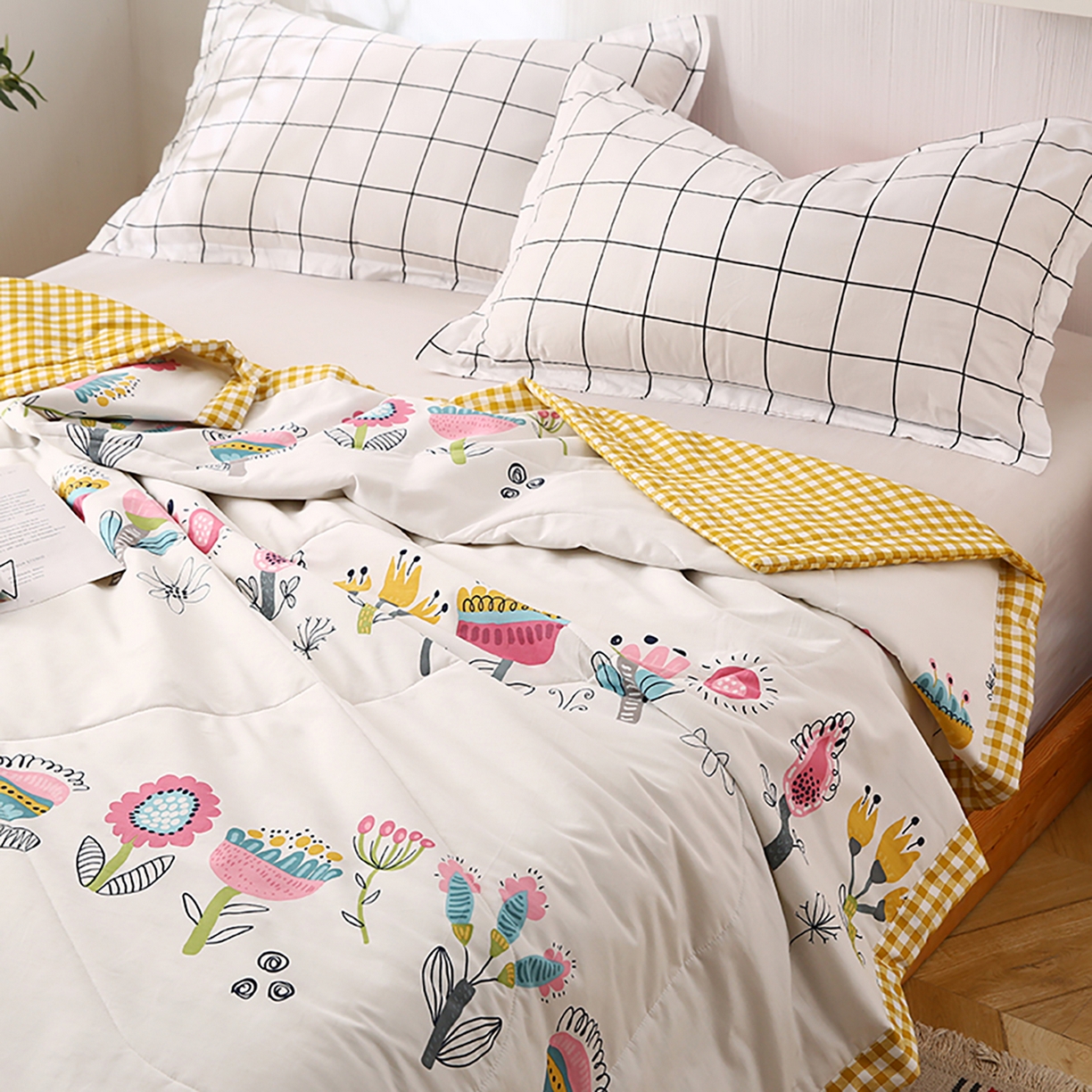 91家纺网 家纺一手货源 找家纺 尊妙被业 2026春夏新款全棉印花夏被空调被夏凉被 奇异花语