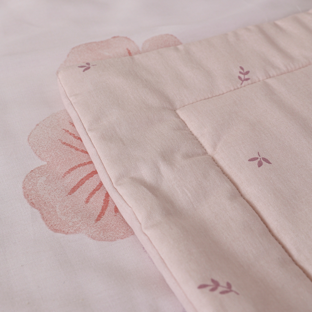 91家纺网 家纺一手货源 找家纺 尊妙被业 2026春夏新款全棉印花夏被空调被夏凉被 沐雪