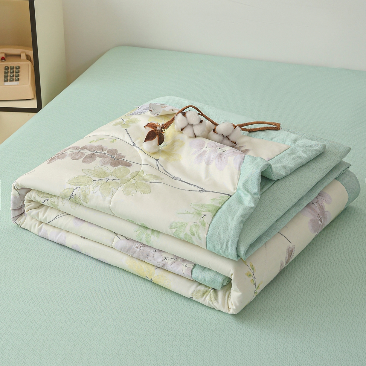91家纺网 家纺一手货源 找家纺 尊妙被业 2026春夏新款全棉印花夏被空调被夏凉被 栖川 绿