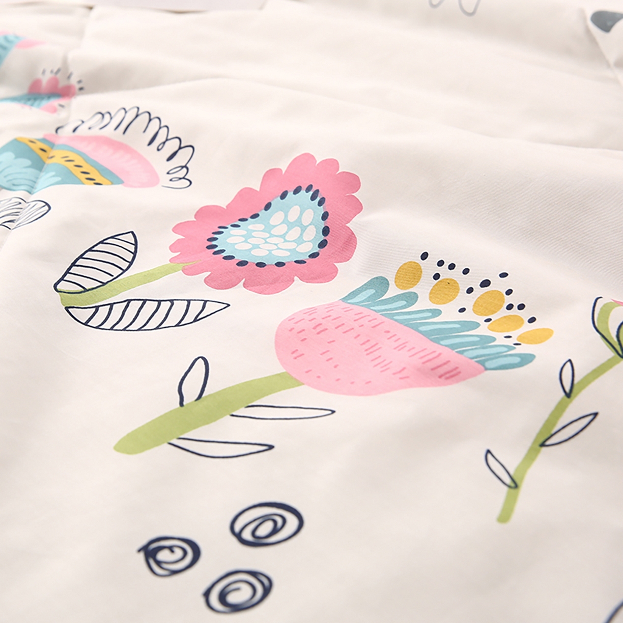 91家纺网 家纺一手货源 找家纺 尊妙被业 2026春夏新款全棉印花夏被空调被夏凉被 奇异花语