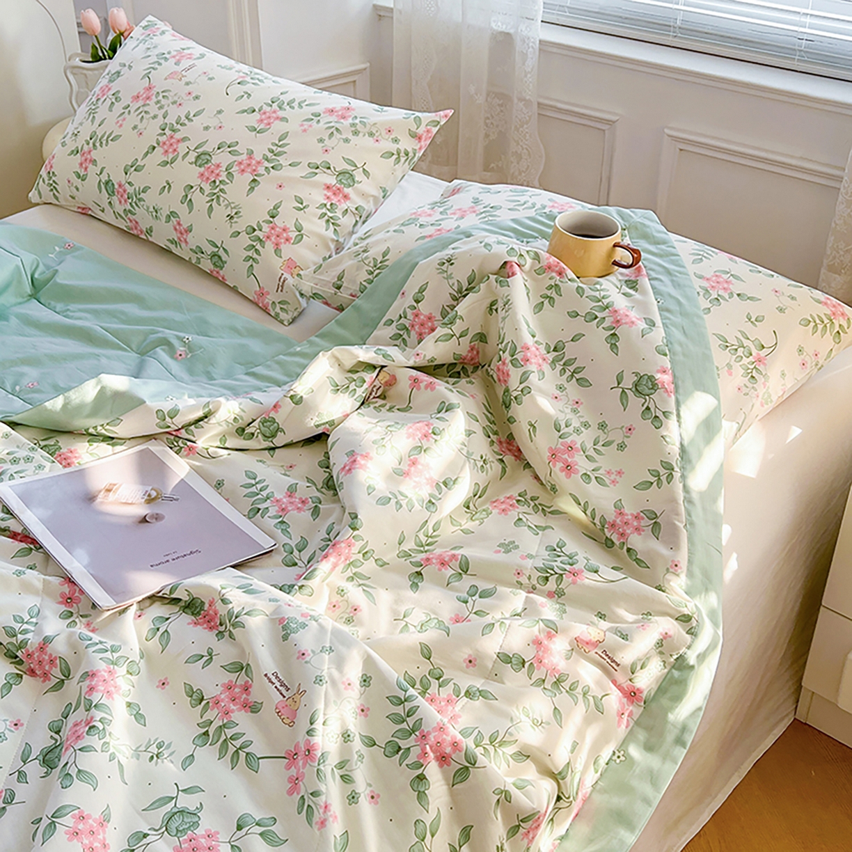 91家纺网 家纺一手货源 找家纺 尊妙被业 2026春夏新款全棉印花夏被空调被夏凉被 叶柔苏夏-米