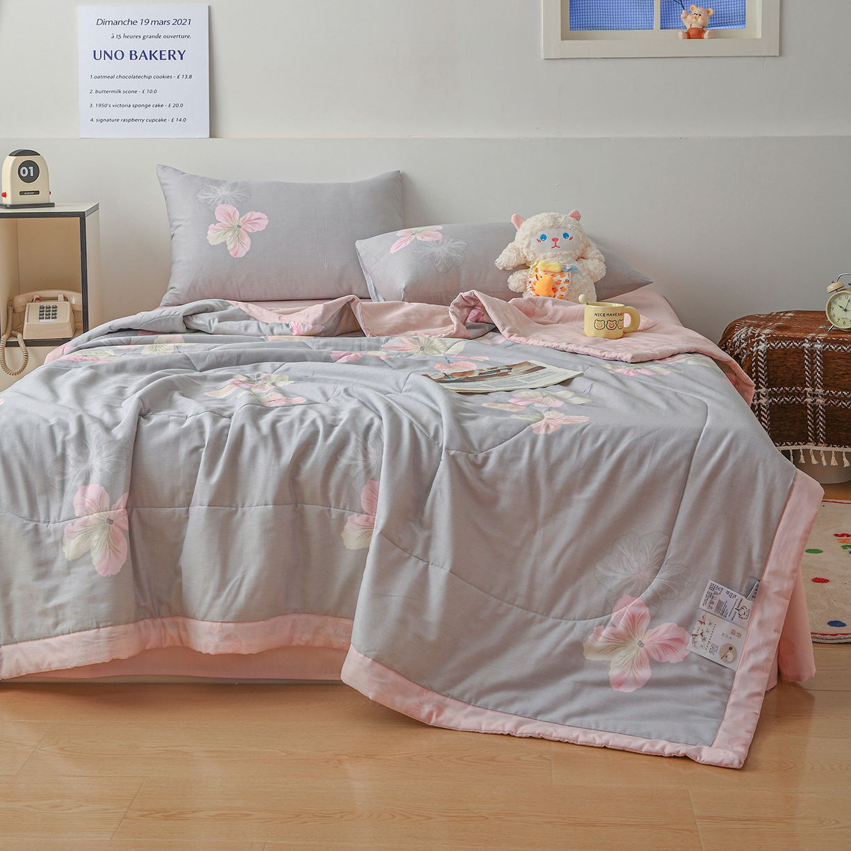 91家纺网 家纺一手货源 找家纺 尊妙被业 2026春夏新款全棉印花夏被空调被夏凉被 温暖思绪