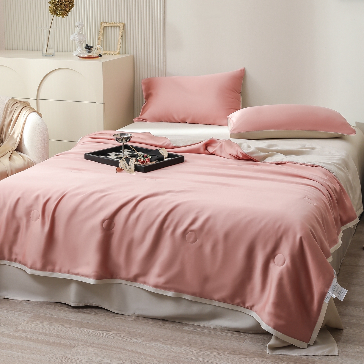 91家纺网 家纺一手货源 找家纺 禾时 2026新款奥地利进口兰精天丝夏被夏凉被空调被四件套 芝芝桃桃-极地白