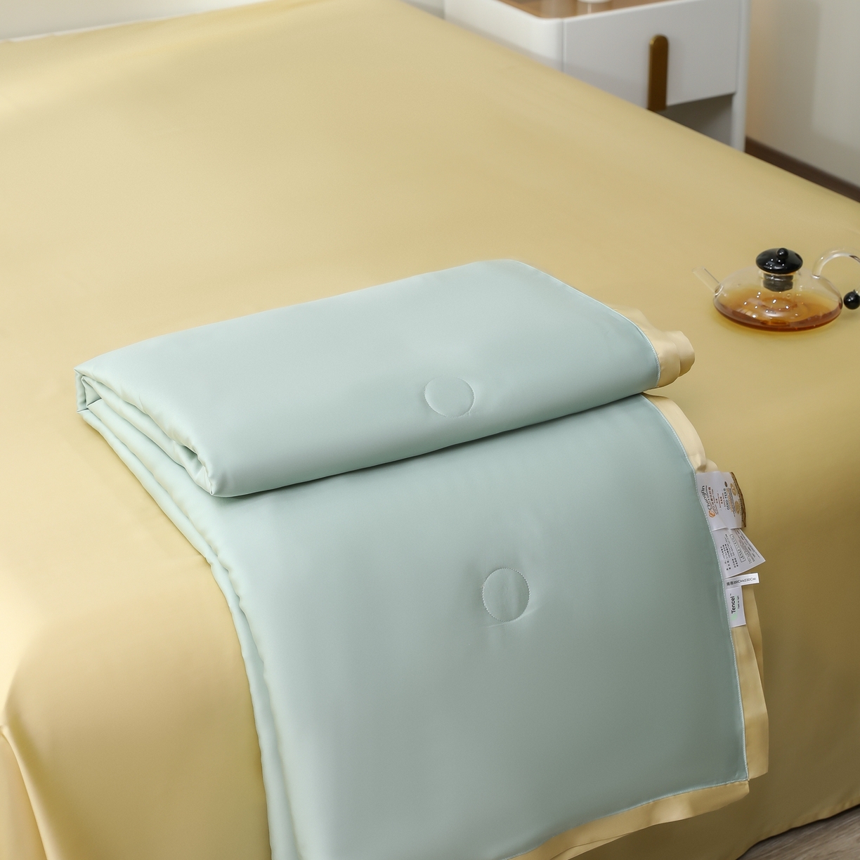 91家纺网 家纺一手货源 找家纺 禾时 2026新款奥地利进口兰精天丝夏被夏凉被空调被四件套 浅艾绿-香槟金