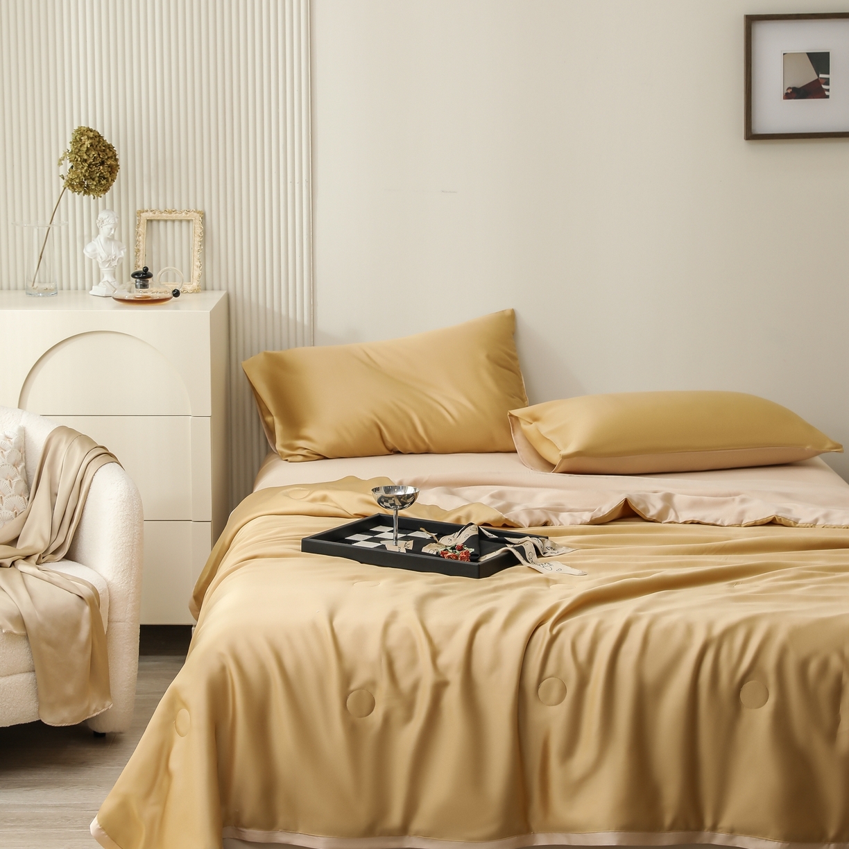 91家纺网 家纺一手货源 找家纺 禾时 2026新款奥地利进口兰精天丝夏被夏凉被空调被四件套 芝士黄-沙茶色