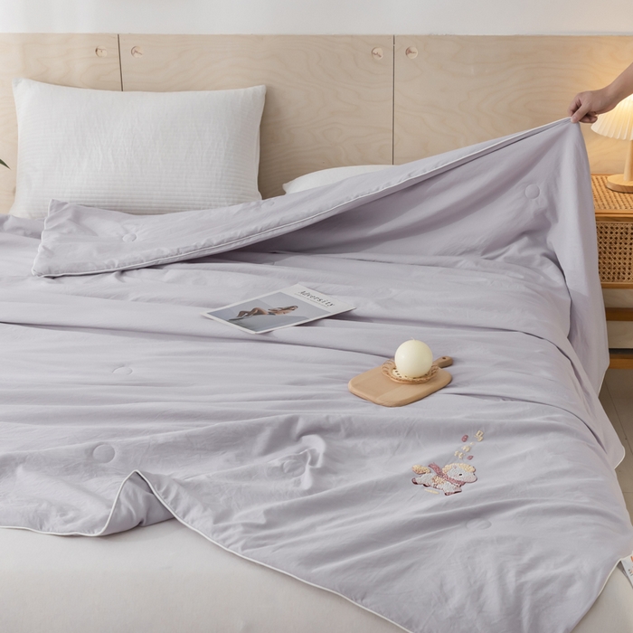 91家纺网 家纺一手货源 找家纺 yyds网供 2026新款云顶棉皱皱纱夏被空调被双层纱薄夏被夏凉被空调被-马上有钱 马上有钱-紫灰