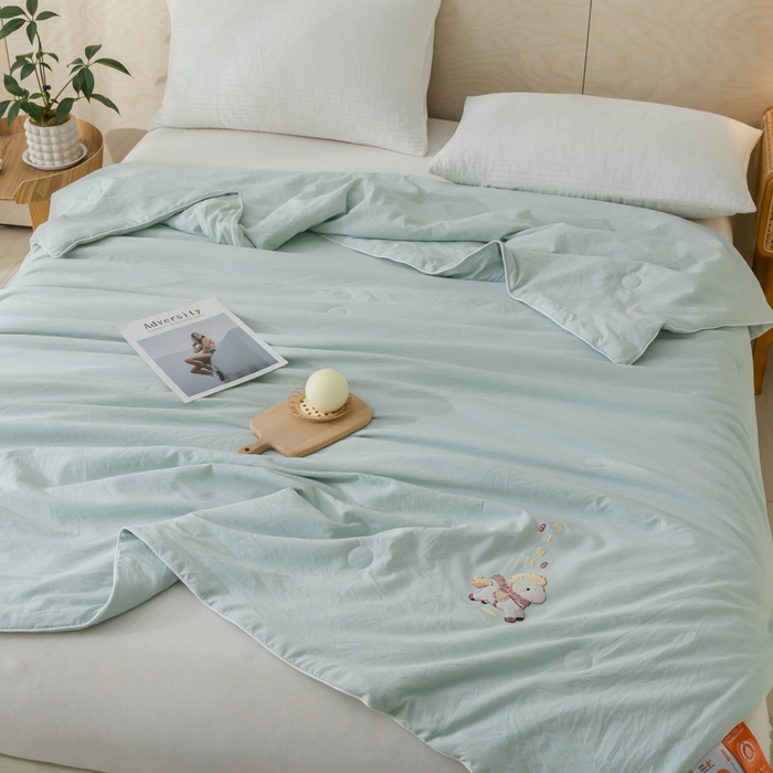 91家纺网 家纺一手货源 找家纺 yyds网供 2026新款云顶棉皱皱纱夏被空调被双层纱薄夏被夏凉被空调被-马上有钱 马上有钱-浅绿