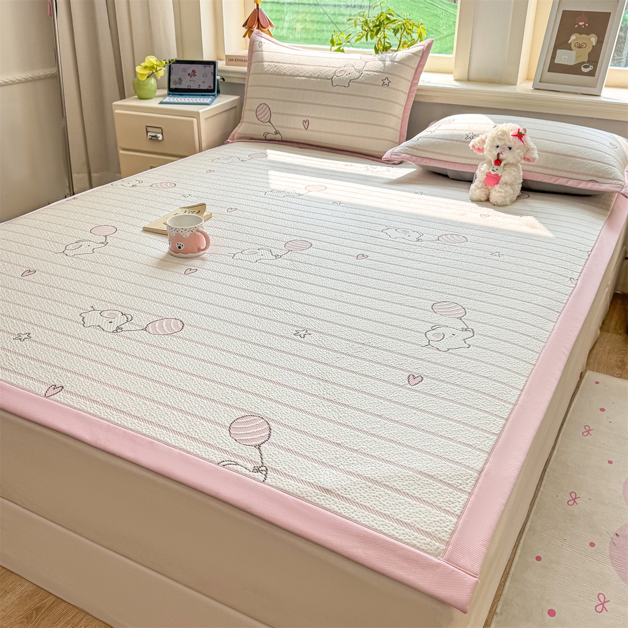 91家纺网 家纺一手货源 找家纺 源舍家纺 2026新款A类PE卡通凉席三件套小红书爆款可水洗空调软席凉感值超0.25-床席 气球小象-粉啵啵床席款