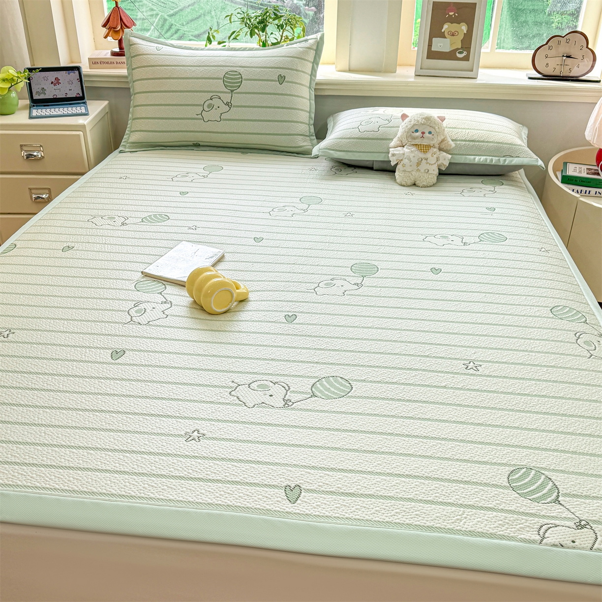 91家纺网 家纺一手货源 找家纺 源舍家纺 2026新款A类PE卡通凉席三件套小红书爆款可水洗空调软席凉感值超0.25-床席 气球小象-青啵啵床席款