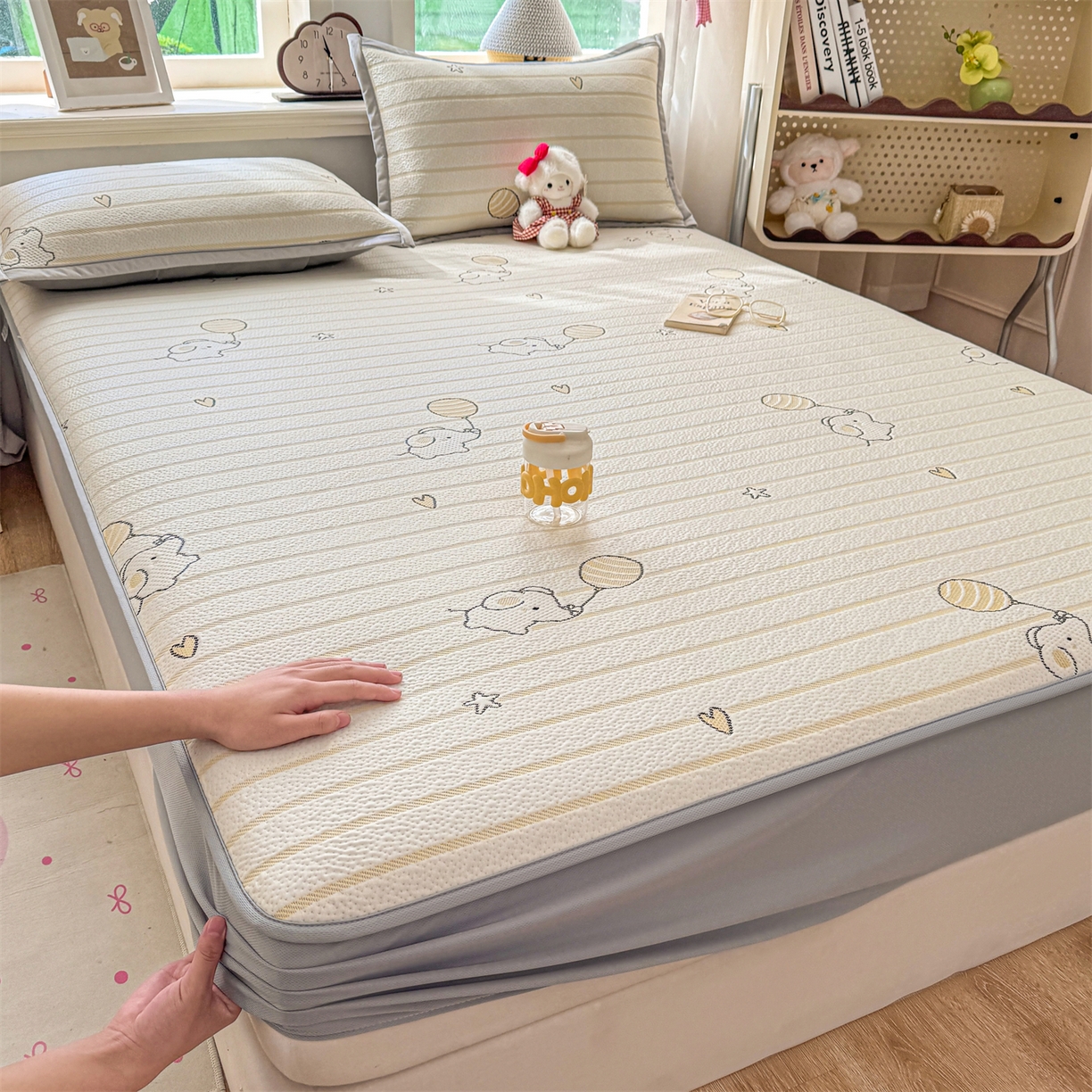 91家纺网 家纺一手货源 找家纺 源舍家纺 2026新款A类PE卡通凉席三件套小红书爆款可水洗空调软席凉感值超0.25-床席 气球小象-黄啵啵床笠款