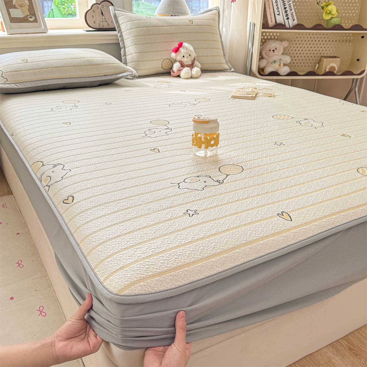 91家纺网 家纺一手货源 找家纺 源舍家纺 2026新款A类PE卡通凉席三件套小红书爆款可水洗空调软席凉感值超0.25-床席 气球小象-黄啵啵床笠款