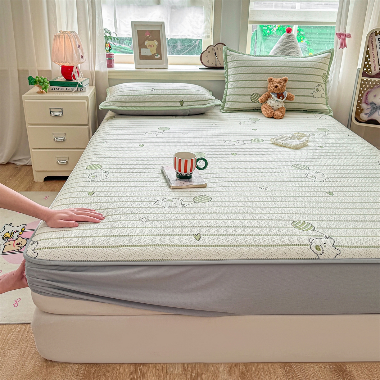 91家纺网 家纺一手货源 找家纺 源舍家纺 2026新款A类PE卡通凉席三件套小红书爆款可水洗空调软席凉感值超0.25-床席 气球小象-绿啵啵床笠款