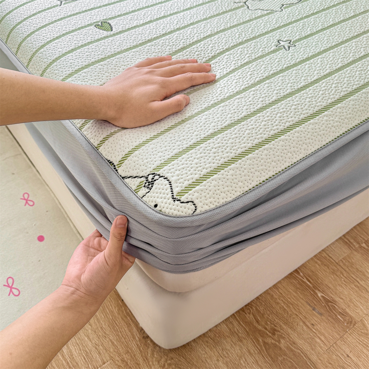 91家纺网 家纺一手货源 找家纺 源舍家纺 2026新款A类PE卡通凉席三件套小红书爆款可水洗空调软席凉感值超0.25-床席 气球小象-绿啵啵床笠款