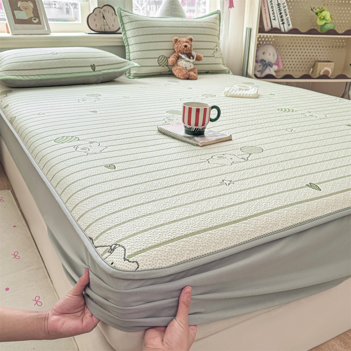 91家纺网 家纺一手货源 找家纺 源舍家纺 2026新款A类PE卡通凉席三件套小红书爆款可水洗空调软席凉感值超0.25-床席 气球小象-绿啵啵床笠款