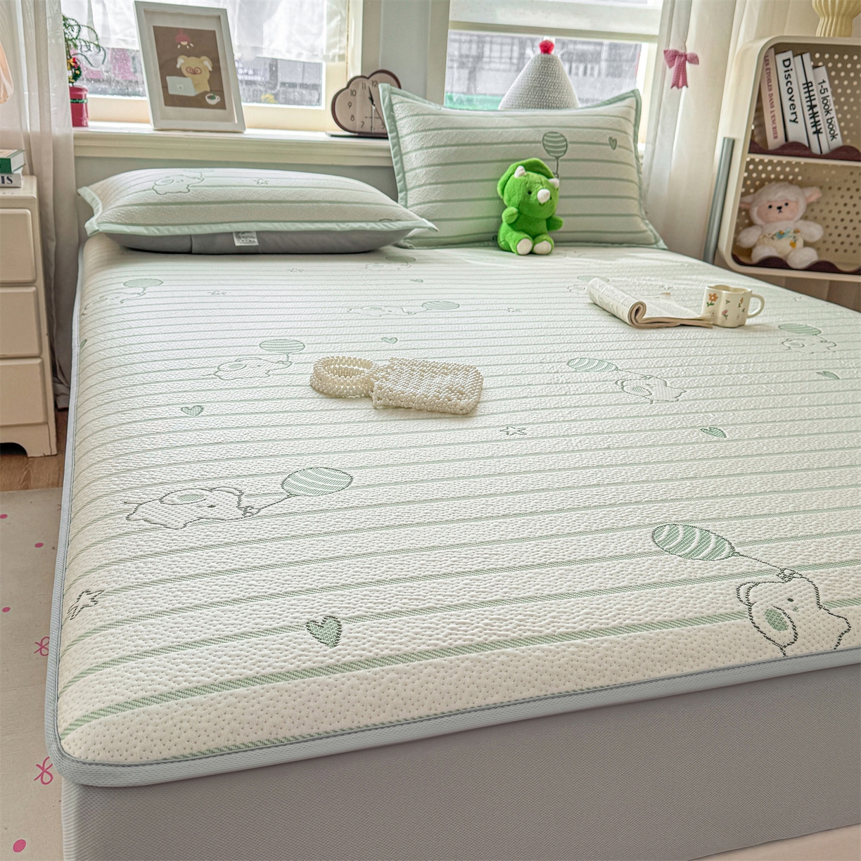 91家纺网 家纺一手货源 找家纺 源舍家纺 2026新款A类PE卡通凉席三件套小红书爆款可水洗空调软席凉感值超0.25-床席 气球小象-青啵啵床笠款