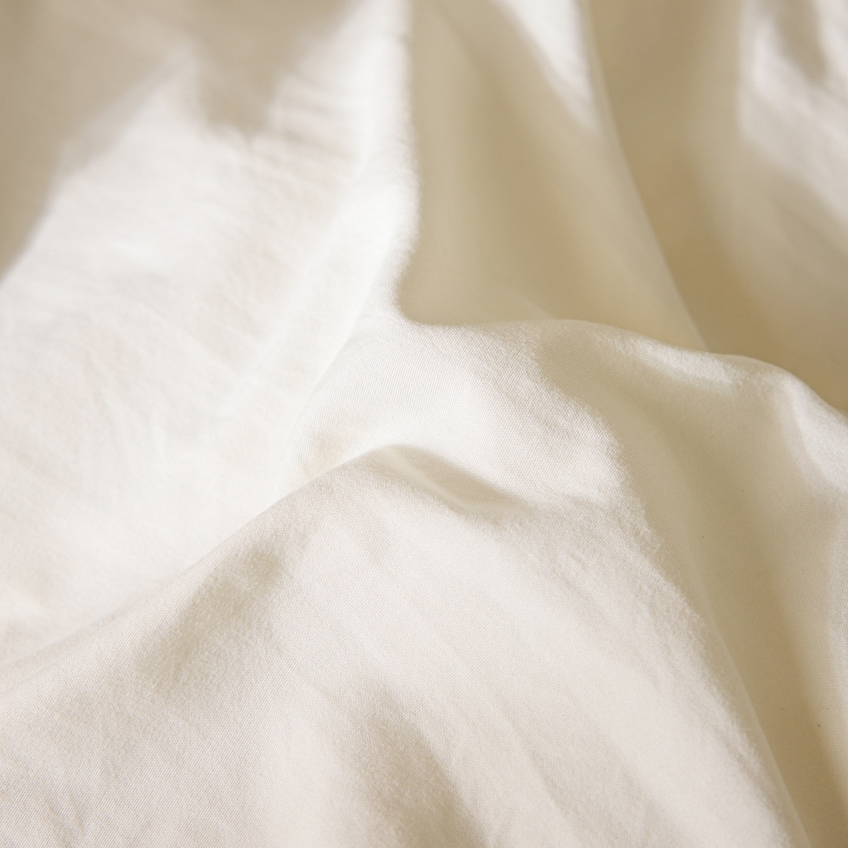 91家纺网 家纺一手货源 找家纺 芬晴家纺 2026春夏新款A类纯色棉花被冬被被子被芯 深睡眠-白+米