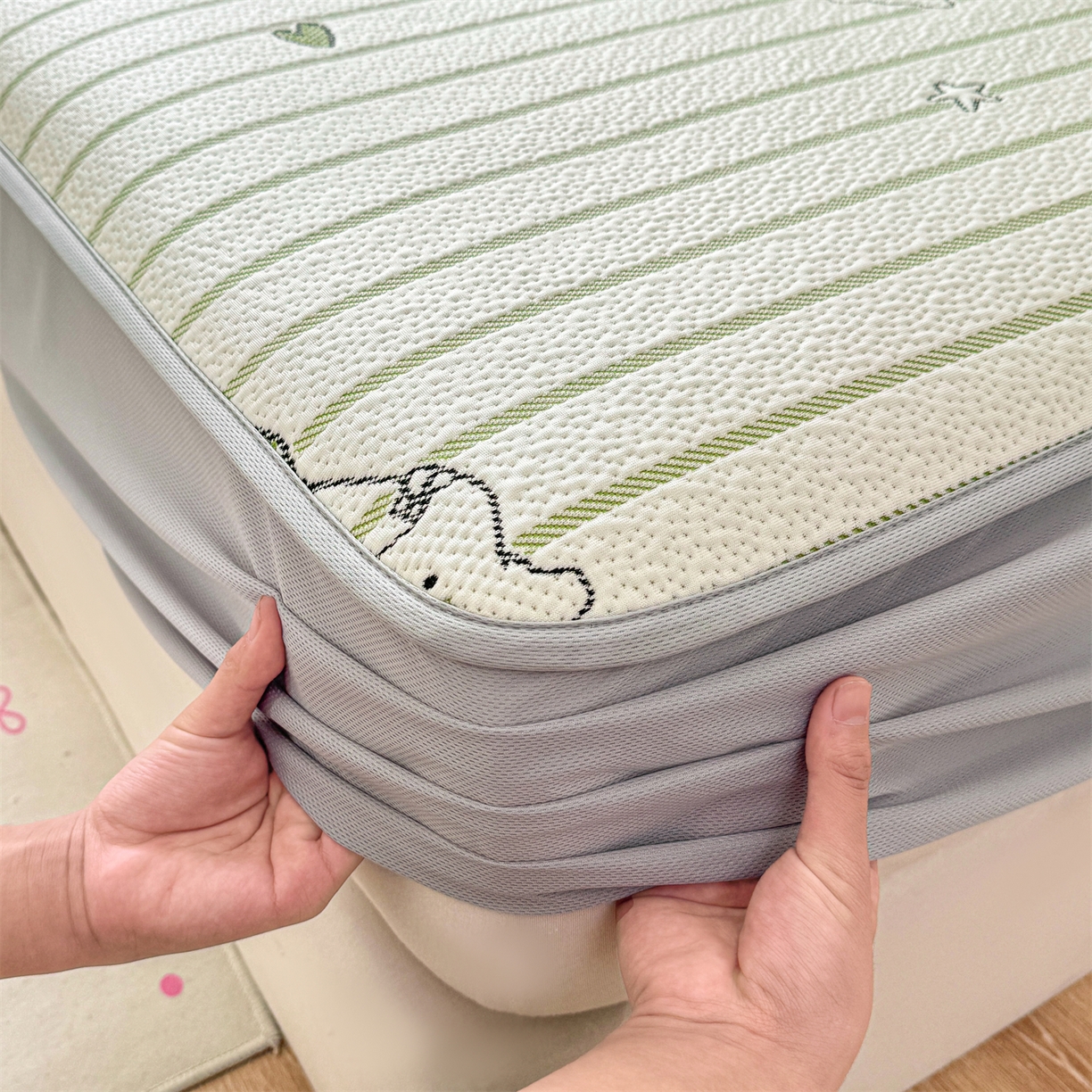 91家纺网 家纺一手货源 找家纺 （总）源舍家纺 2026新款A类PE卡通凉席三件套小红书爆款可水洗空调软席凉感值超0.25-床笠