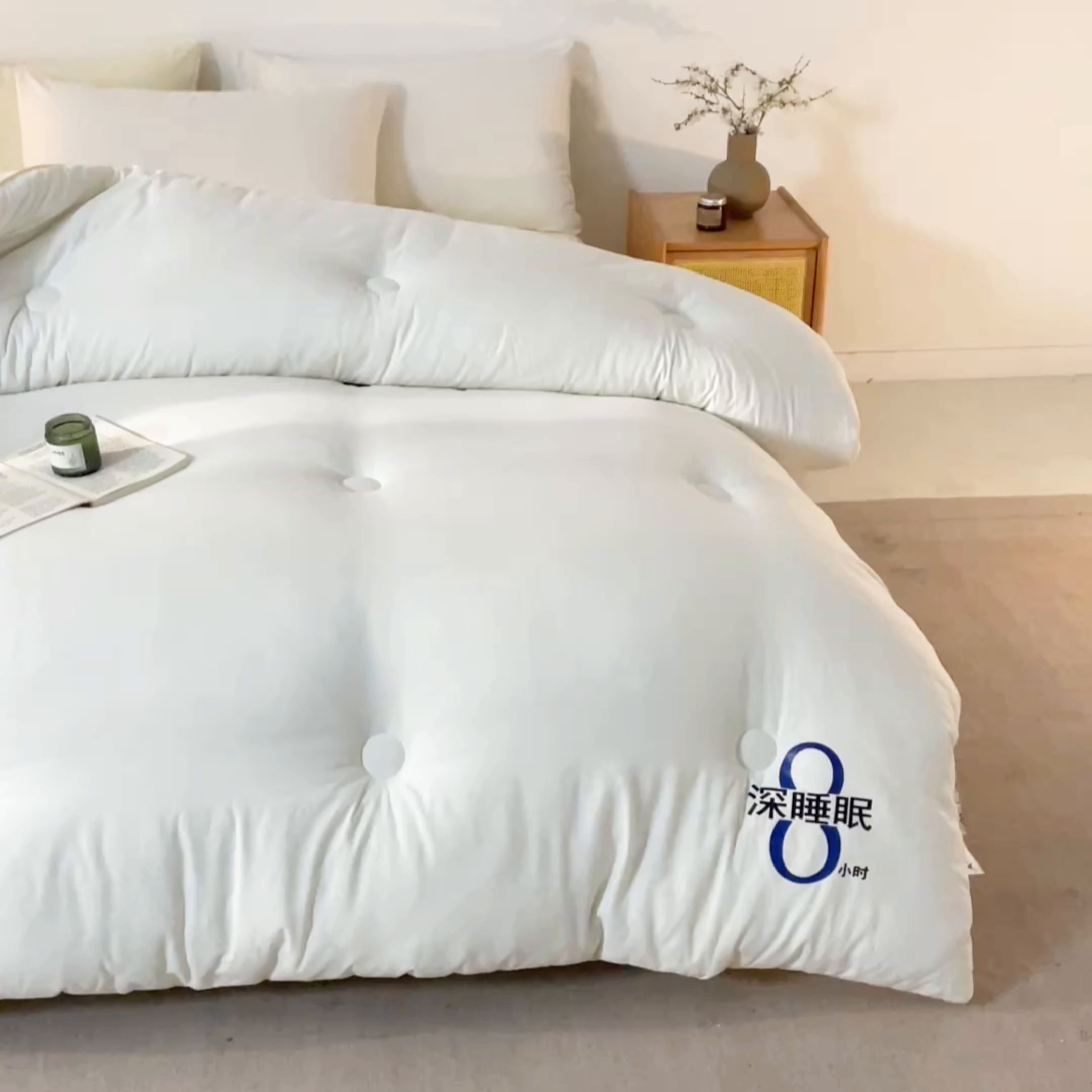 91家纺网 家纺一手货源 找家纺 芬晴家纺 2026春夏新款A类纯色棉花被冬被被子被芯 深睡眠-白+米