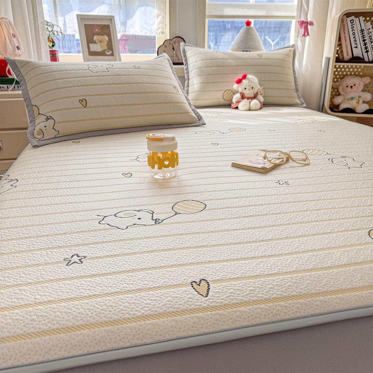 91家纺网 家纺一手货源 找家纺 源舍家纺 2026新款A类PE卡通凉席三件套小红书爆款可水洗空调软席凉感值超0.25-床笠 气球小象-黄啵啵床笠款