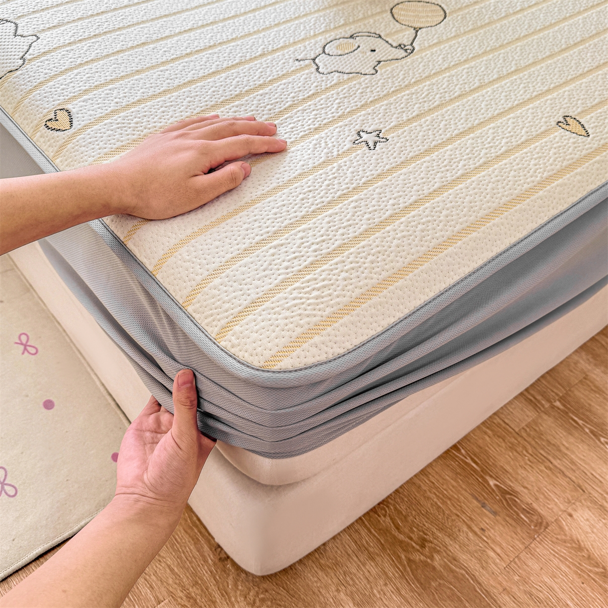 91家纺网 家纺一手货源 找家纺 源舍家纺 2026新款A类PE卡通凉席三件套小红书爆款可水洗空调软席凉感值超0.25-床笠 气球小象-黄啵啵床笠款