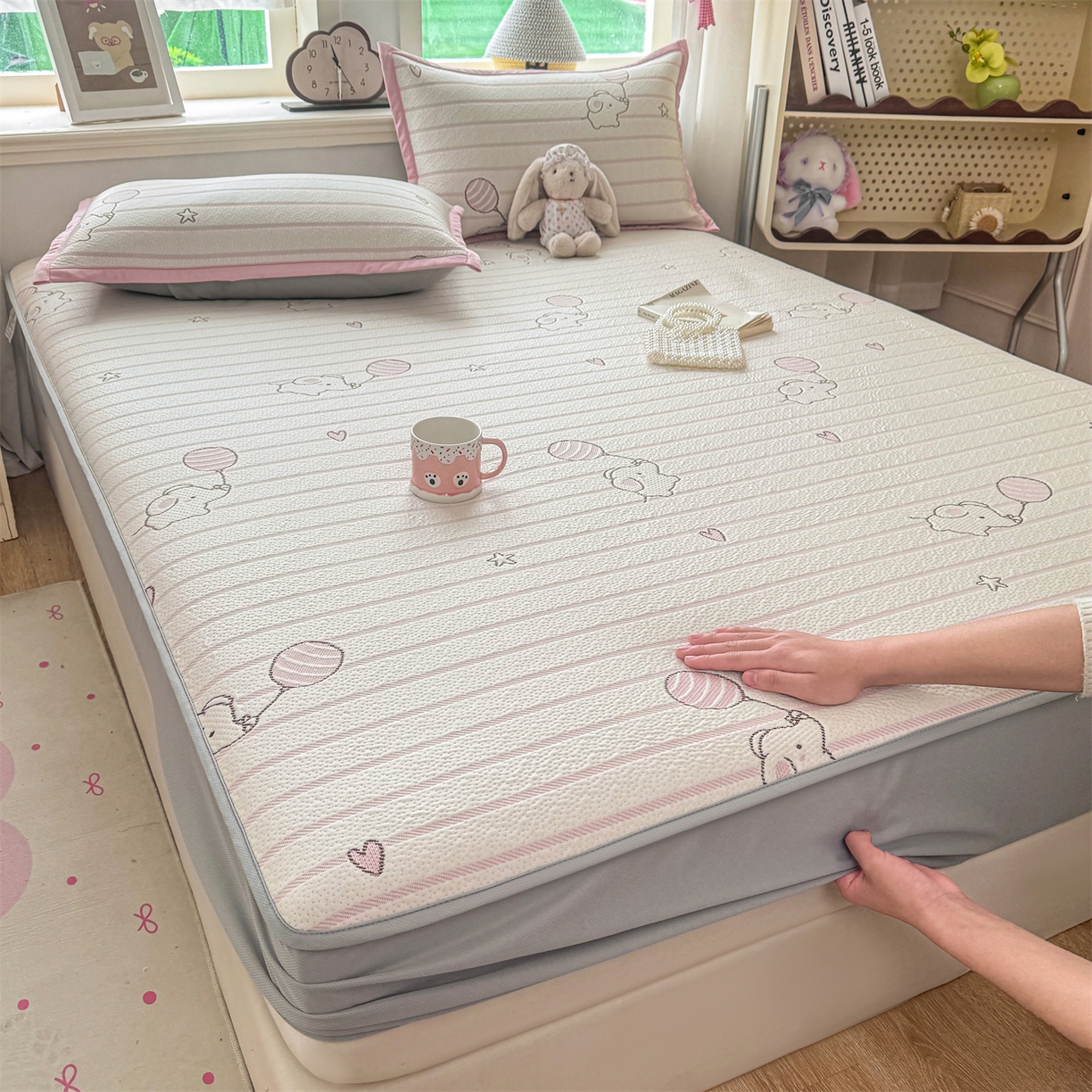 91家纺网 家纺一手货源 找家纺 源舍家纺 2026新款A类PE卡通凉席三件套小红书爆款可水洗空调软席凉感值超0.25-床笠 气球小象-粉啵啵床笠款