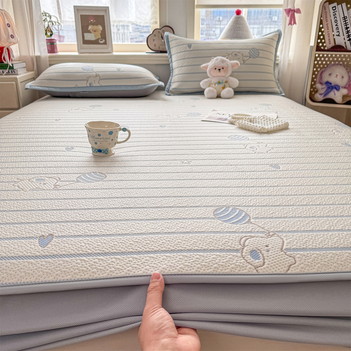 91家纺网 家纺一手货源 找家纺 源舍家纺 2026新款A类PE卡通凉席三件套小红书爆款可水洗空调软席凉感值超0.25-床笠 气球小象-蓝啵啵床笠款