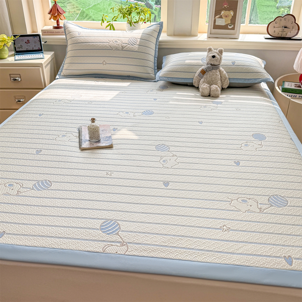 91家纺网 家纺一手货源 找家纺 源舍家纺 2026新款A类PE卡通凉席三件套小红书爆款可水洗空调软席凉感值超0.25-床笠 气球小象-蓝啵啵床席款