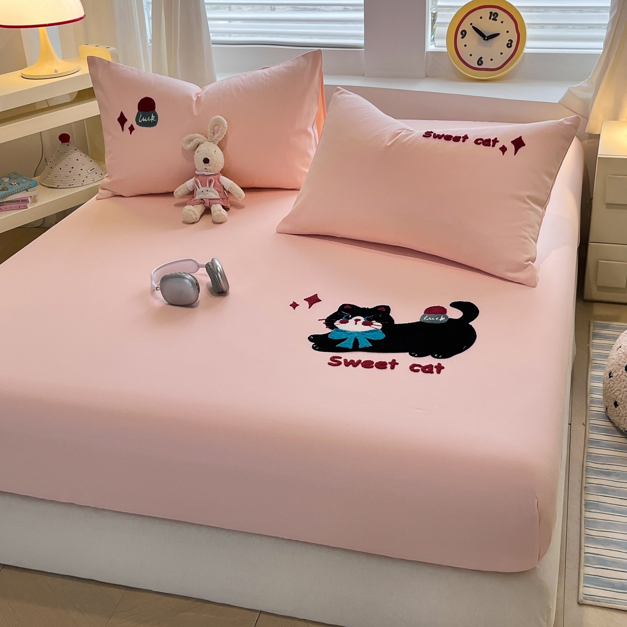 91家纺网 家纺一手货源 找家纺 其奥家纺 2026春夏新款纯棉全棉老粗布床笠纯色凉席 甜心小猫-粉