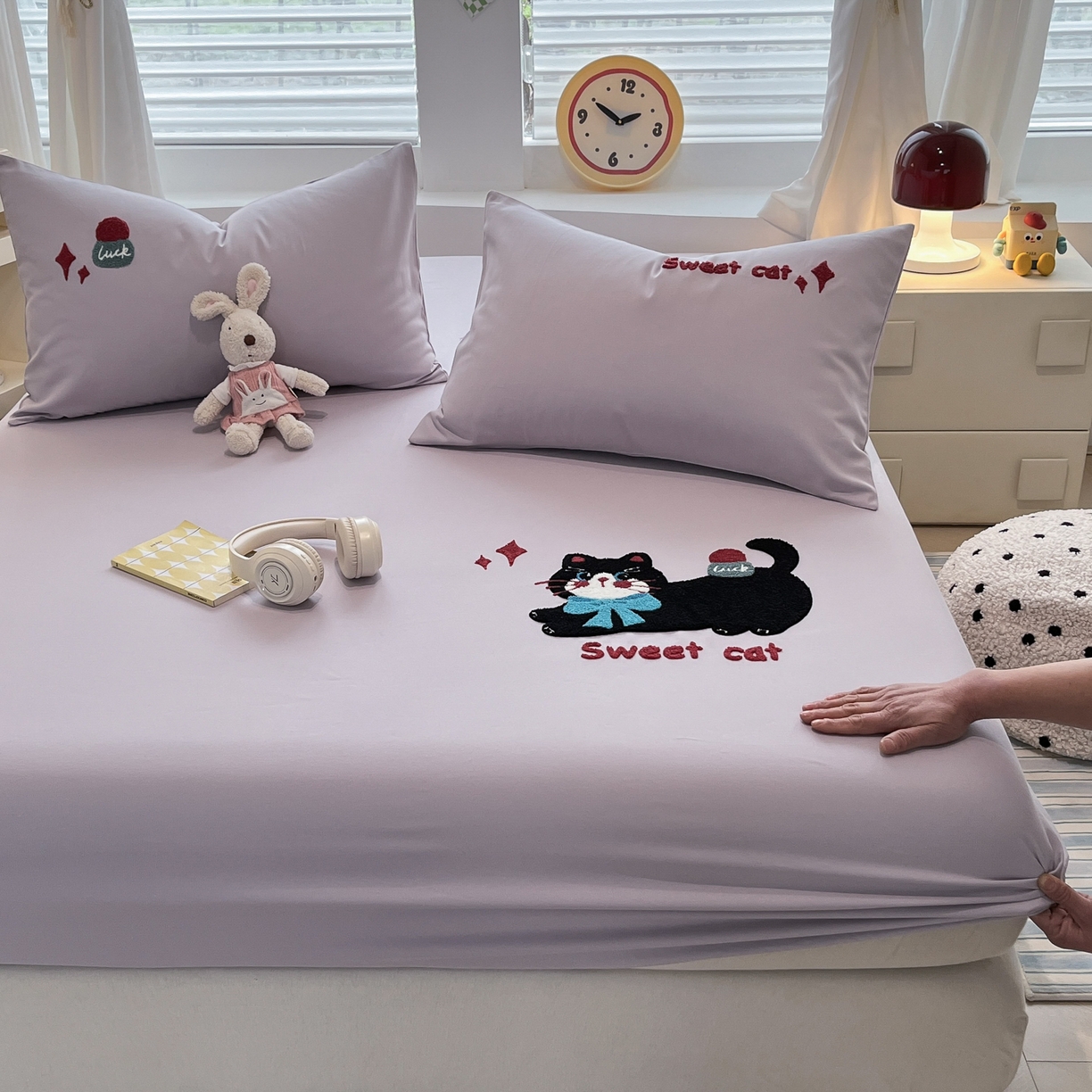 91家纺网 家纺一手货源 找家纺 其奥家纺 2026春夏新款纯棉全棉老粗布床笠纯色凉席 甜心小猫-紫