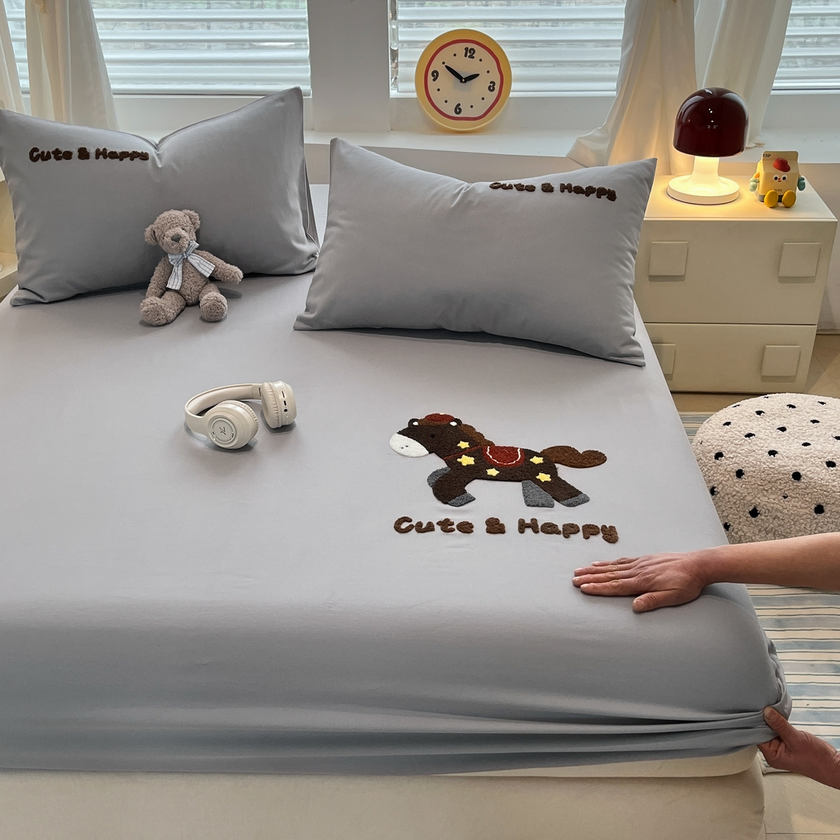 91家纺网 家纺一手货源 找家纺 其奥家纺 2026春夏新款纯棉全棉老粗布床笠纯色凉席 小马奔奔-灰