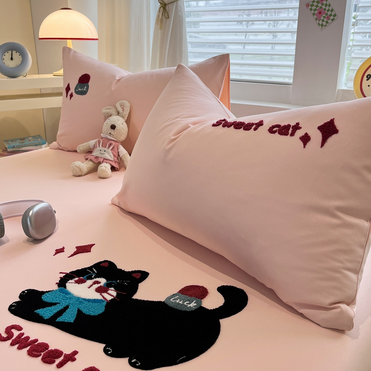 91家纺网 家纺一手货源 找家纺 其奥家纺 2026春夏新款纯棉全棉老粗布床笠纯色凉席 甜心小猫-粉