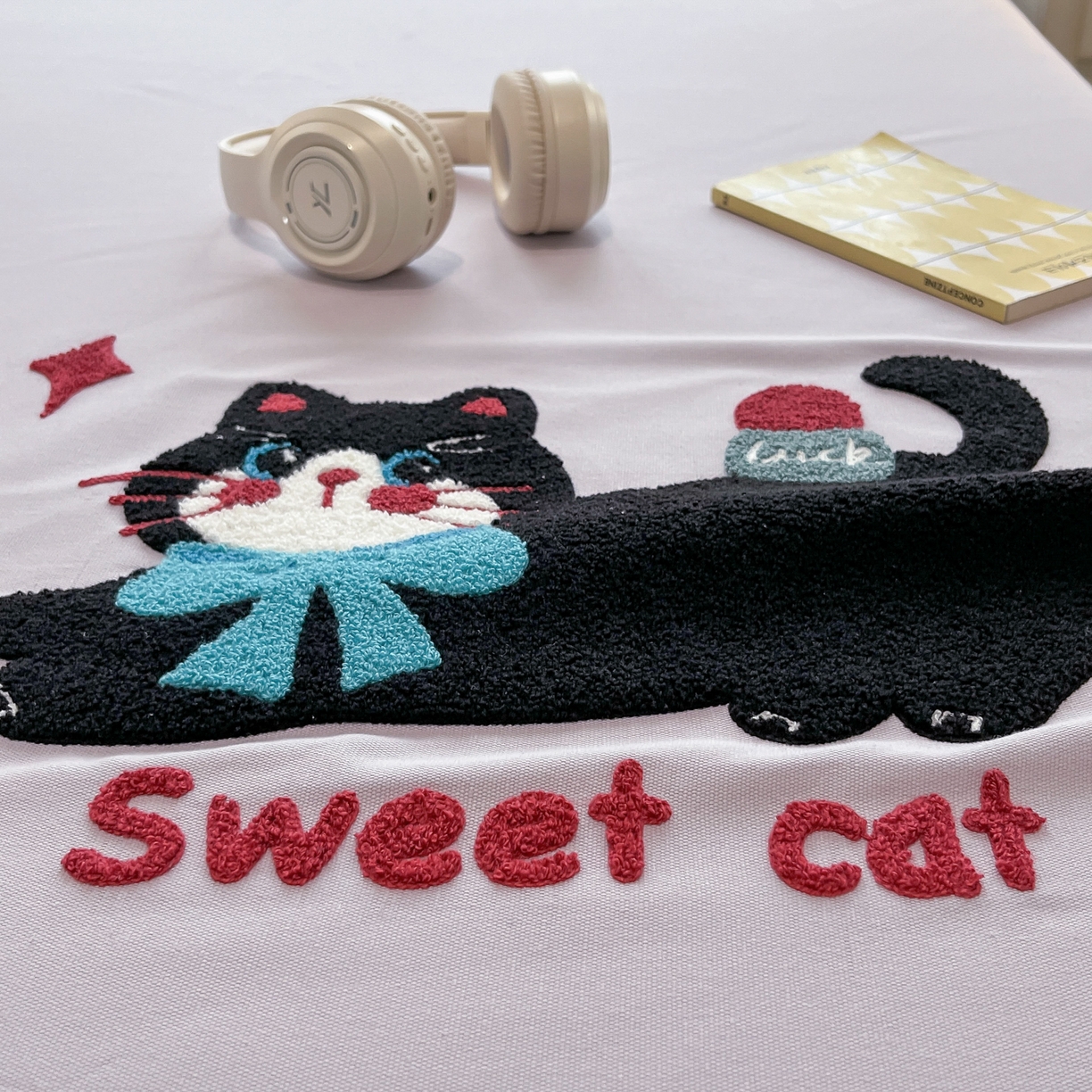 91家纺网 家纺一手货源 找家纺 其奥家纺 2026春夏新款纯棉全棉老粗布床笠纯色凉席 甜心小猫-紫