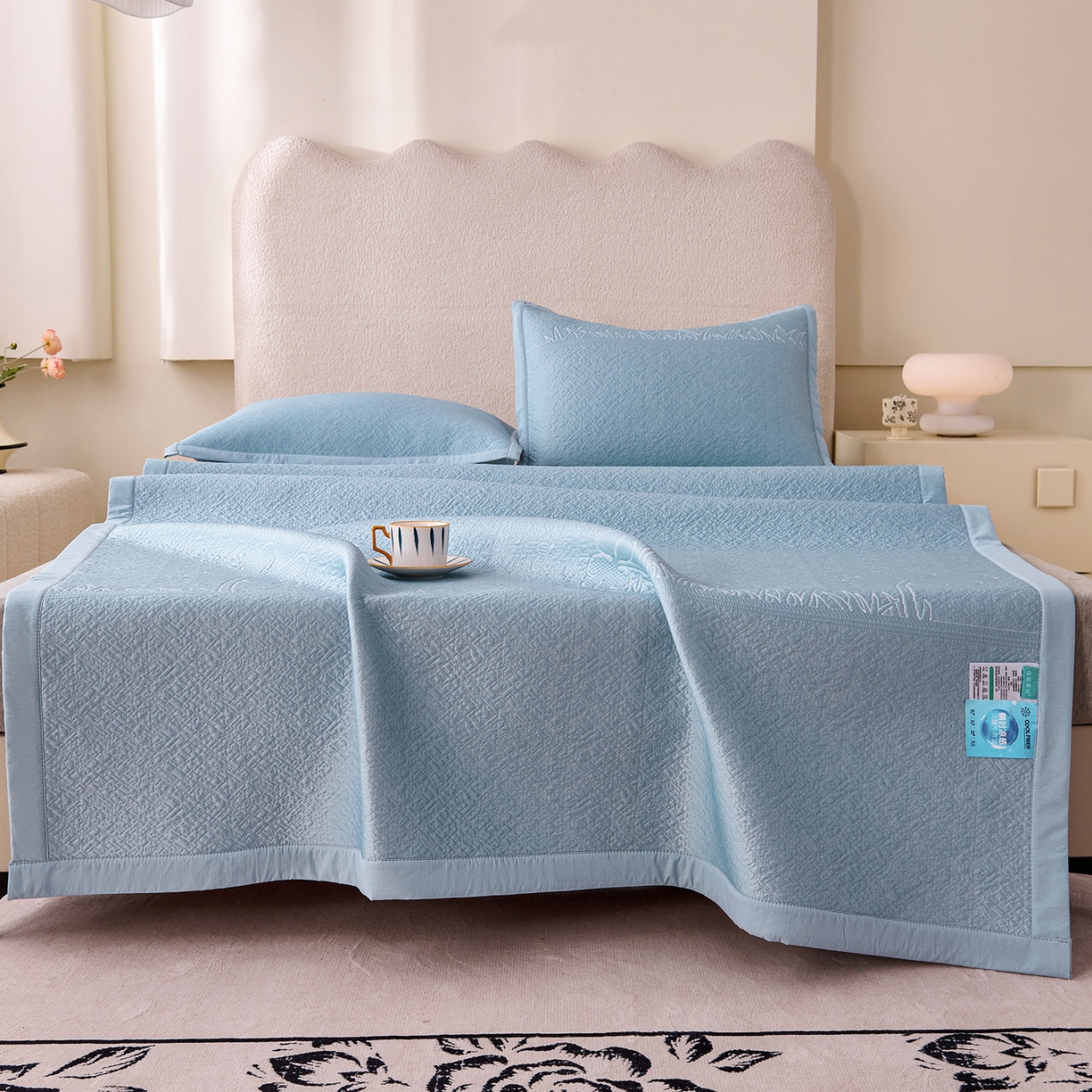 91家纺网 家纺一手货源 找家纺 （总）尚品凤凰 2026新款凉豆豆平铺款凉席--幸运草系列