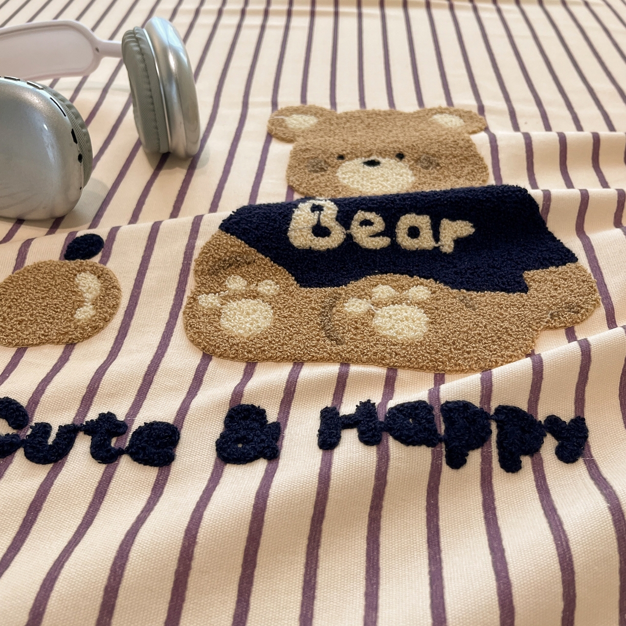 91家纺网 家纺一手货源 找家纺 其奥家纺 2026春夏新款纯棉全棉老粗布床笠印花凉席 奇迹熊-细条