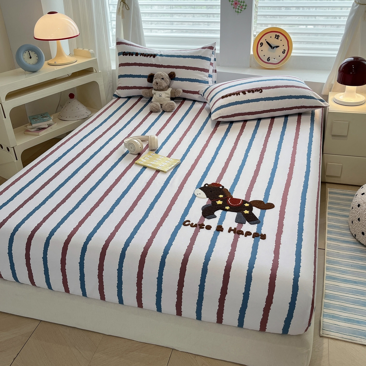 91家纺网 家纺一手货源 找家纺 其奥家纺 2026春夏新款纯棉全棉老粗布床笠印花凉席 小马奔奔-条纹