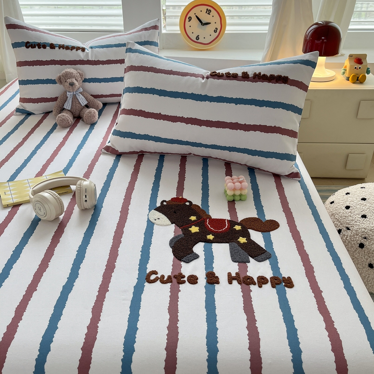 91家纺网 家纺一手货源 找家纺 其奥家纺 2026春夏新款纯棉全棉老粗布床笠印花凉席 小马奔奔-条纹